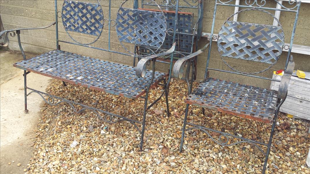 Very nice french design folding garden bench and 2 x matching folding chairs in need of a paint hence the price 