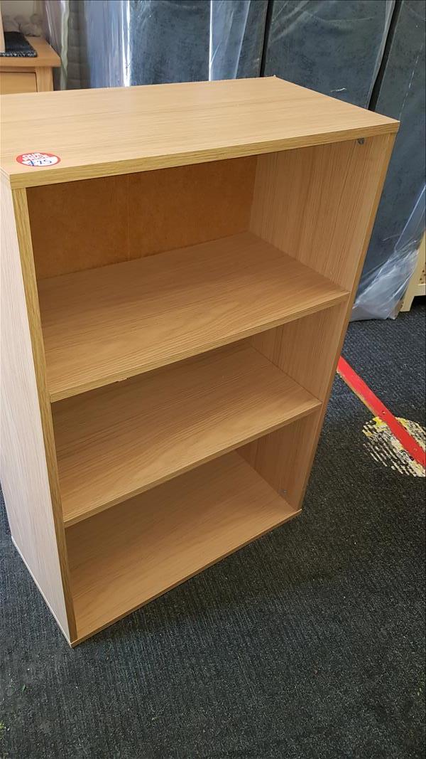 Small 2 shelve pine effect bookcase  600mm wide x 300mm deep x 900mm tall 