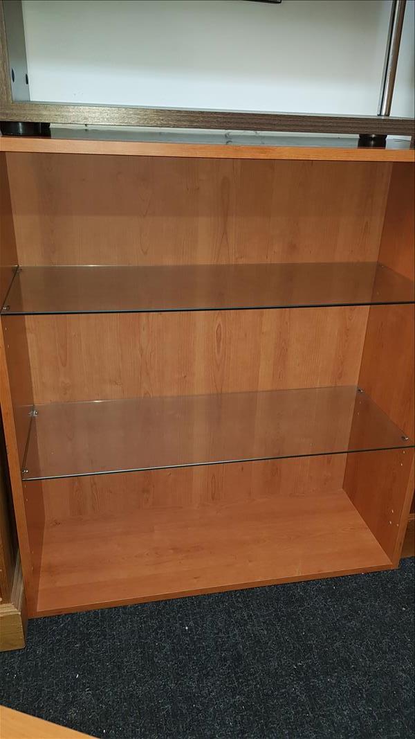 Very nice glass shelf unit with 2 shelves 830mm wide x 300mm deep x 930mm tall 